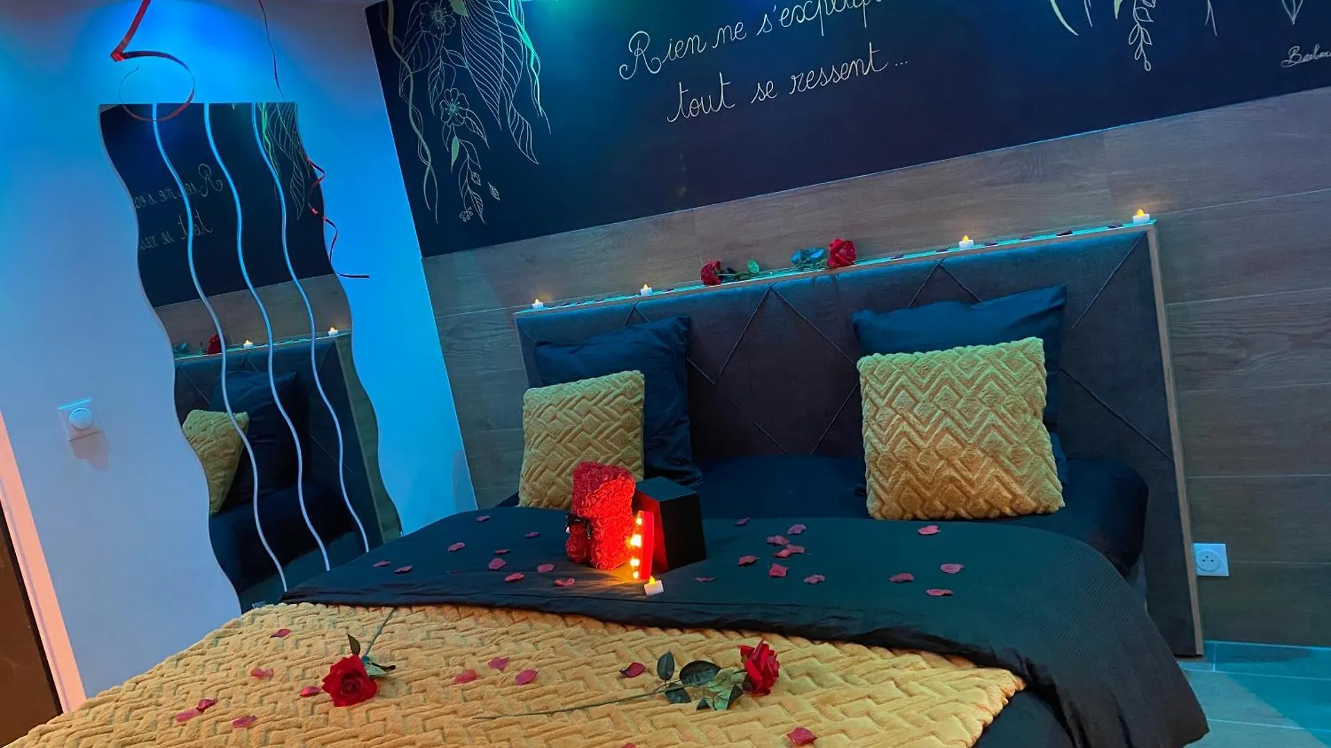 Loveroom - Spicy Love - Situee Entre Nice Et Cannes, Alpes Maritimes 0*, וילנב-לובה צרפת