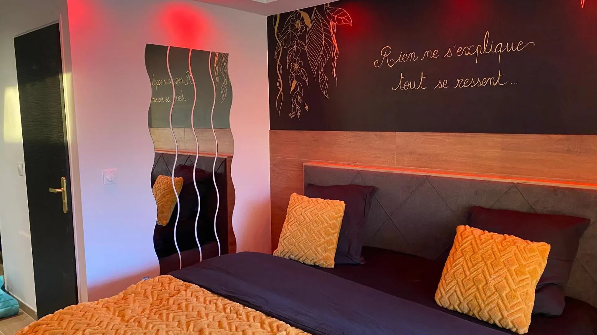 Loveroom - Spicy Love - Situee Entre Nice Et Cannes, Alpes Maritimes דירה
